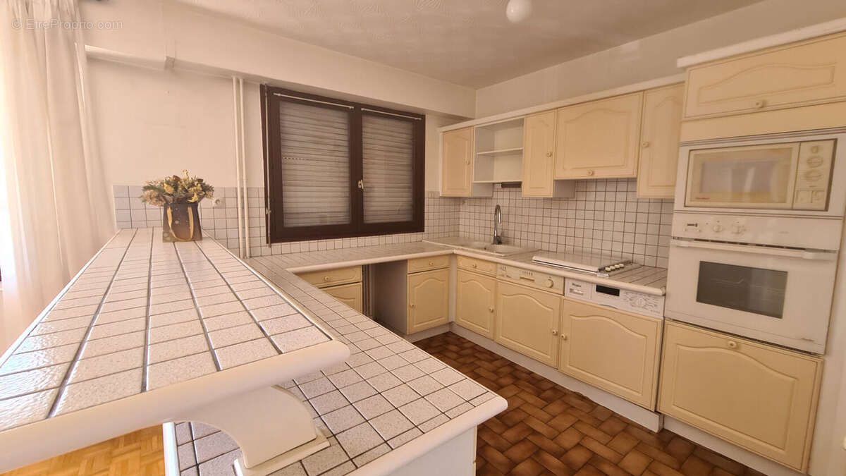 Appartement à SAINT-ETIENNE