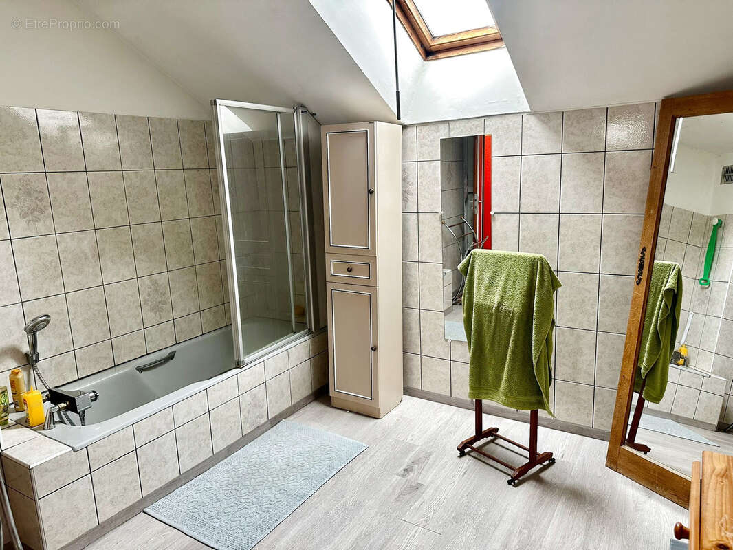 Maison à SAINT-BRESSON