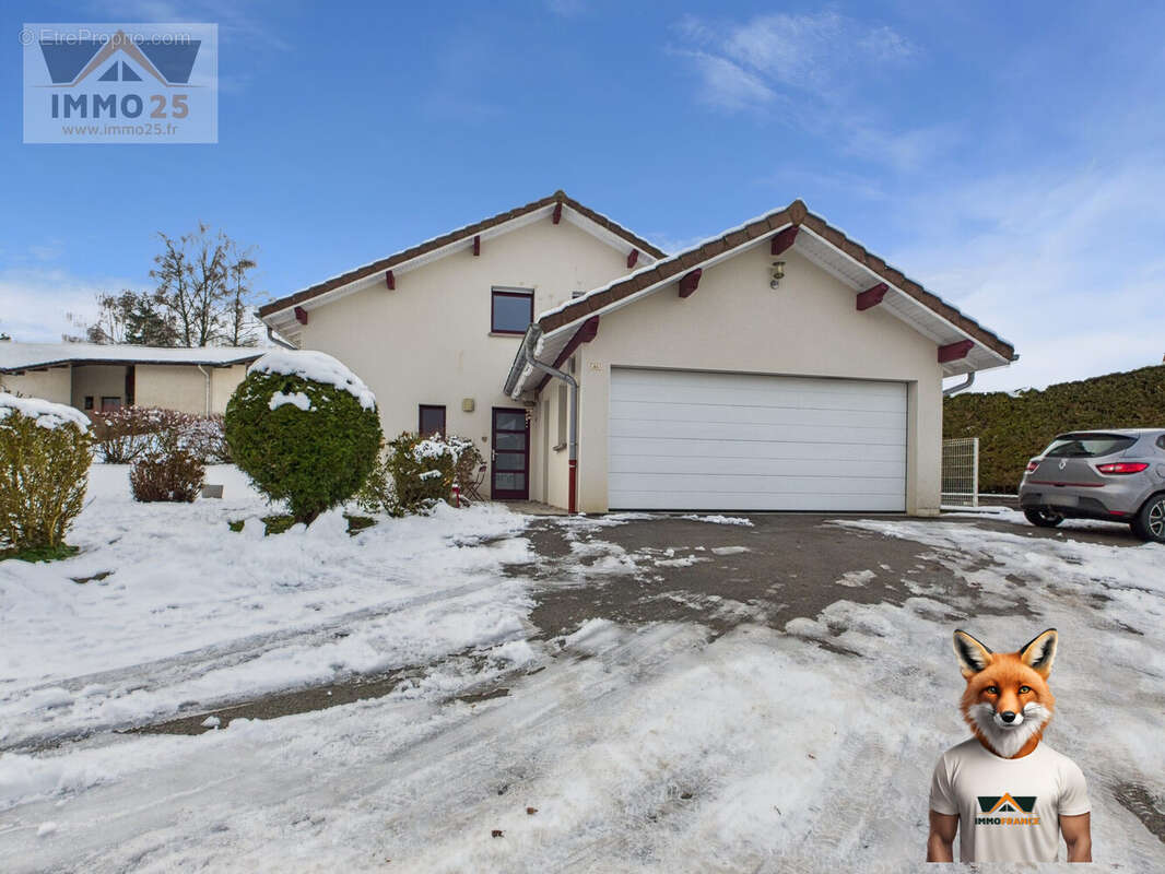 Maison à BIANS-LES-USIERS