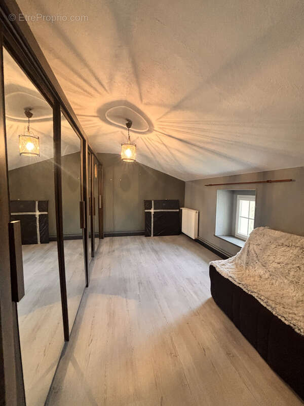 Maison à CORME-ROYAL