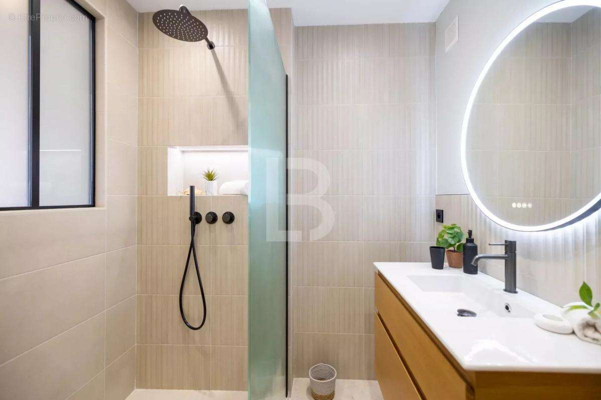 Appartement à BEAULIEU-SUR-MER