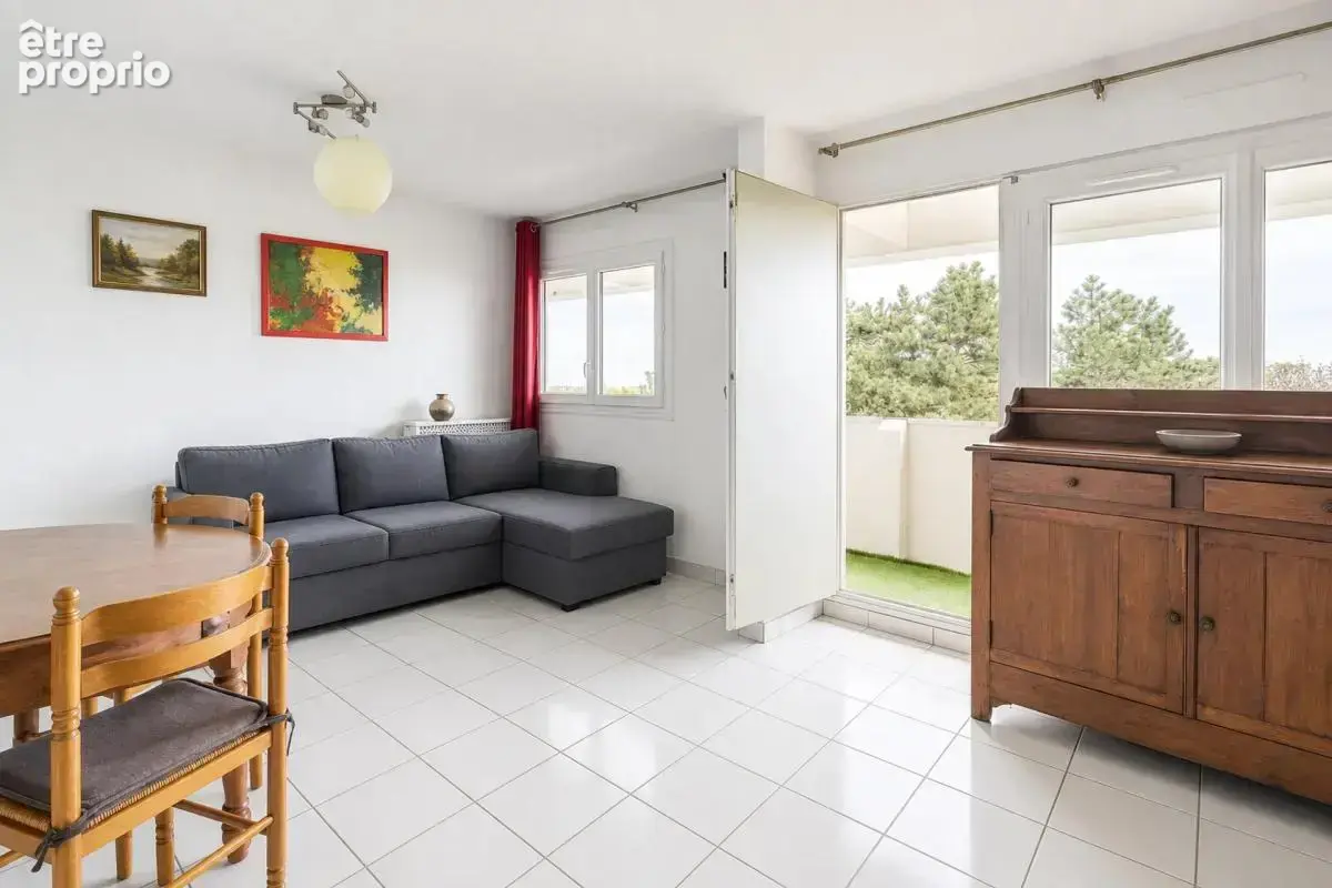 Appartement à MORANGIS