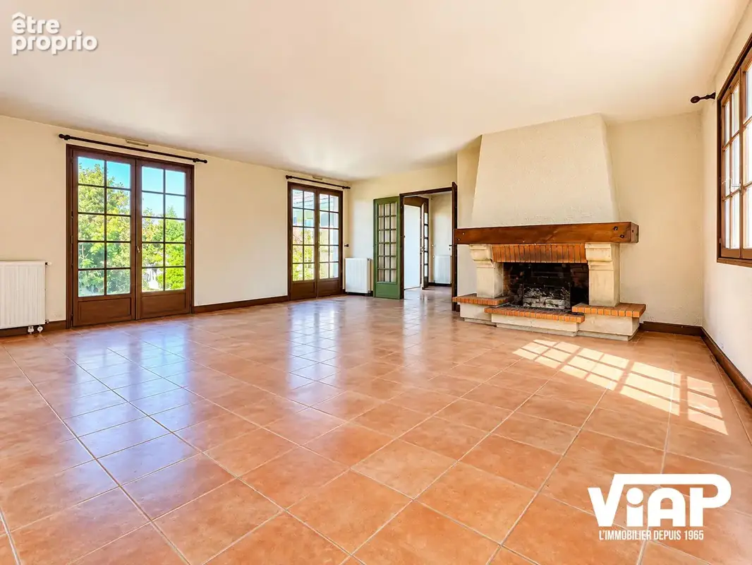Maison de plain pied - Feytiat 5 Chambres !! 170 m2 - photo 2