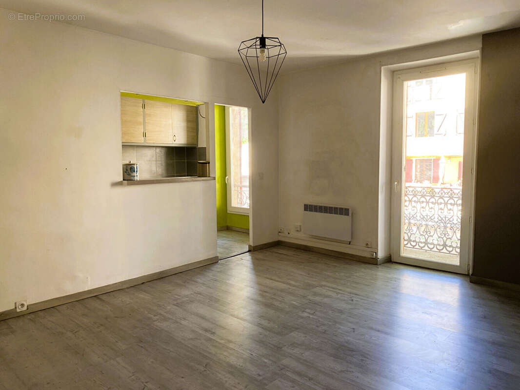 Appartement à JOUQUES