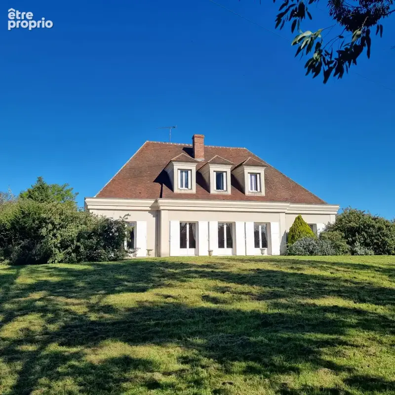 Maison à MONTGIVRAY