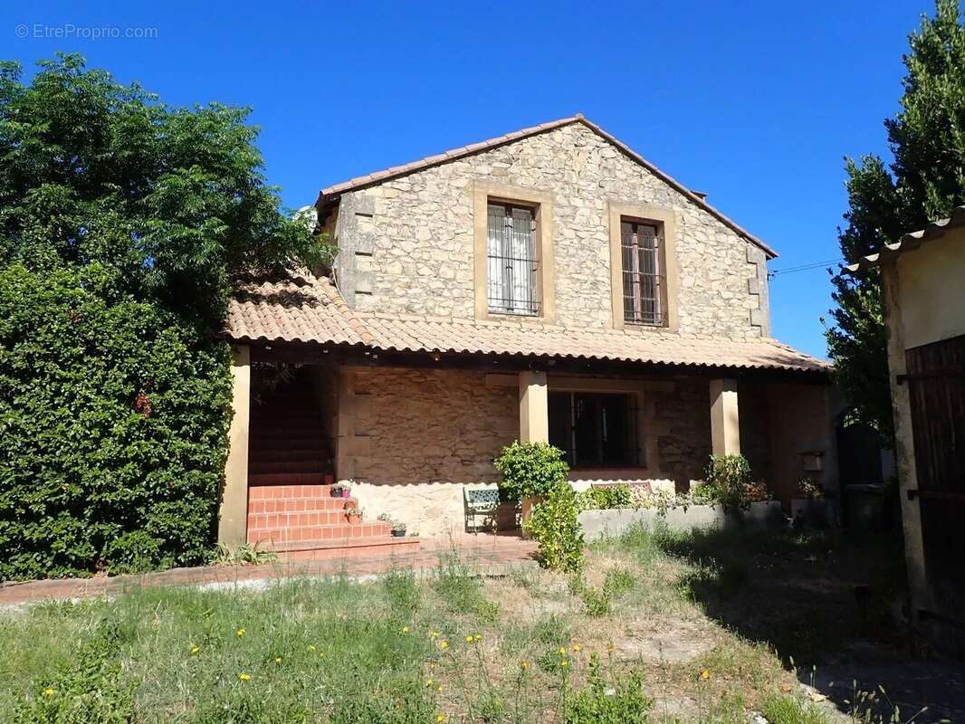 Maison à SAINT-COME-ET-MARUEJOLS