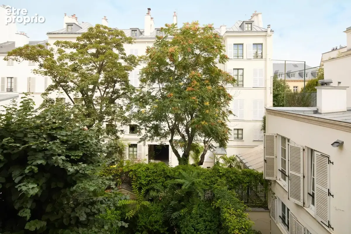 Une belle lumière et des vues dégagées rue Las Cases - photo 3