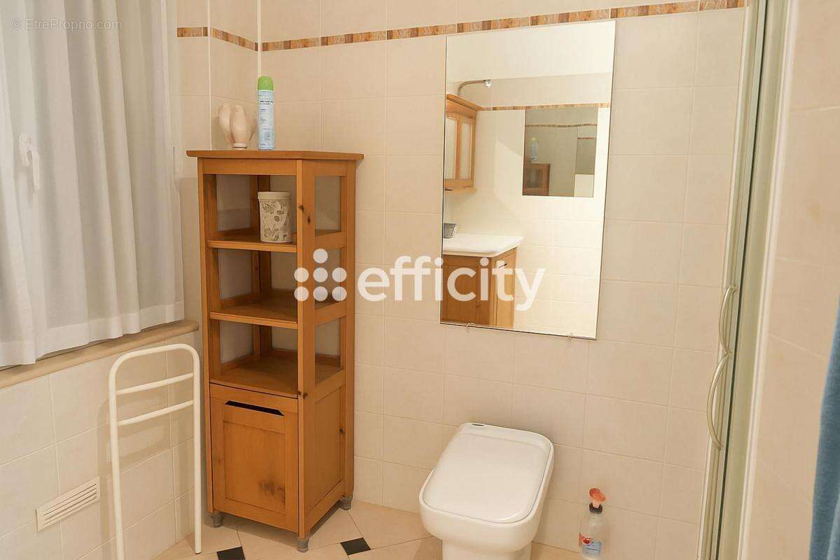 Maison à CENAC-ET-SAINT-JULIEN