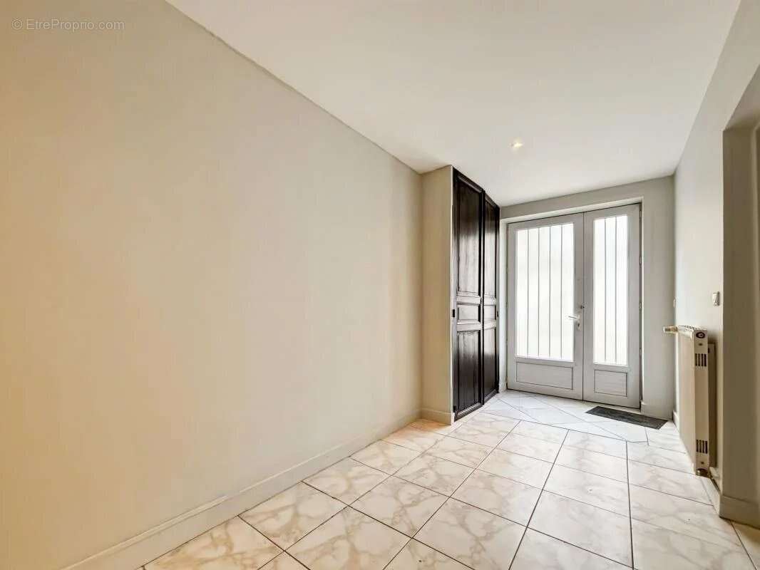 Maison à COULOUNIEIX-CHAMIERS