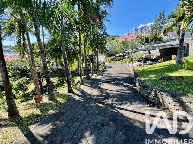 Photo 5 - Maison à SAINT-DENIS