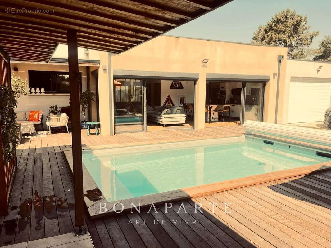 Montalivet - maison d'architecte à 1,2 kms des plages océanes - photo 10