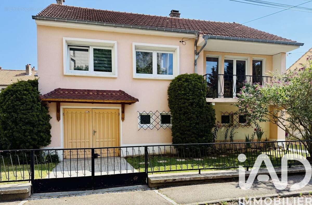 Photo 3 - Maison à MONTIGNY-LES-METZ