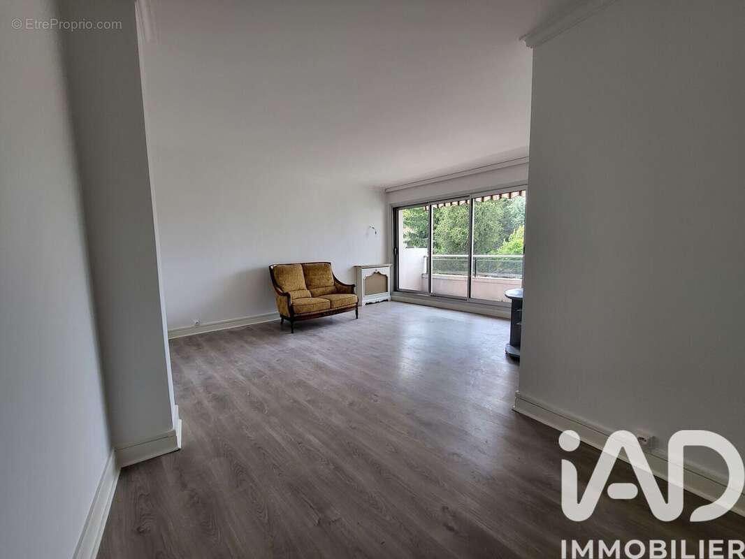 Photo 9 - Appartement à SAINT-GRATIEN