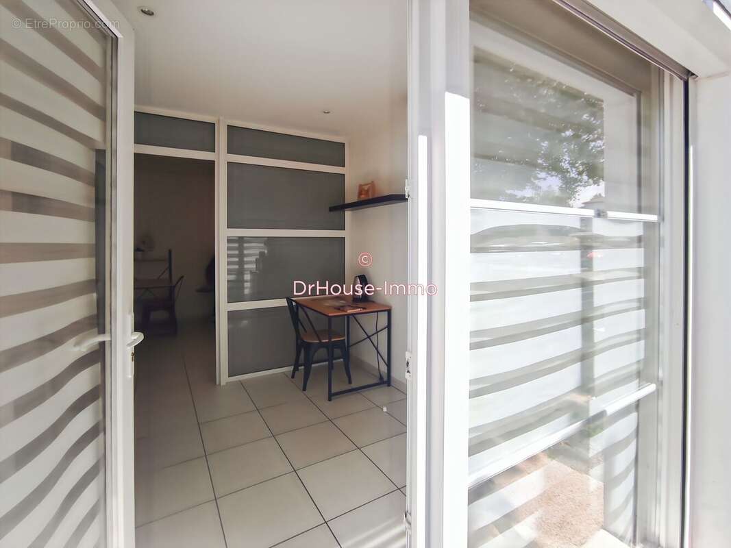 Commerce à SAINT-MARTIN-DE-SEIGNANX