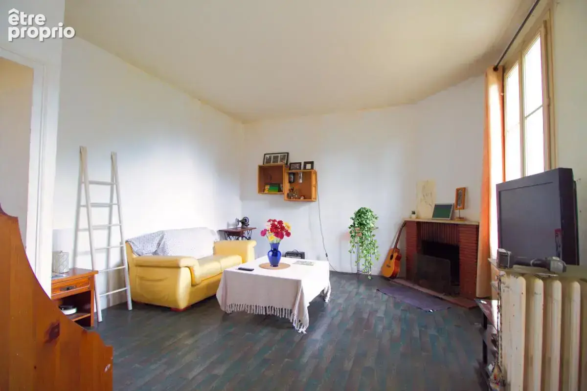 Une maison en pierre a fort potentiel - photo 3