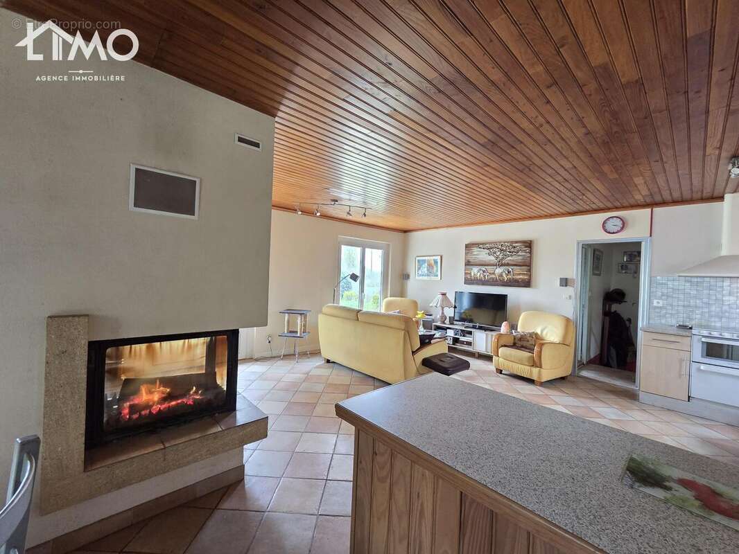 n°1 - Maison à JOURGNAC