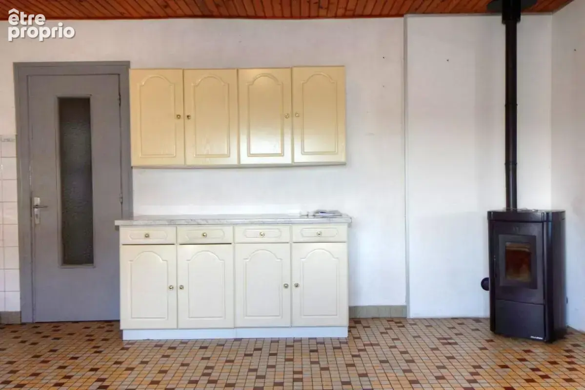 Maison  5 pièces, 2 chambres, 80 m2  à 10 mn de la mer - photo 5