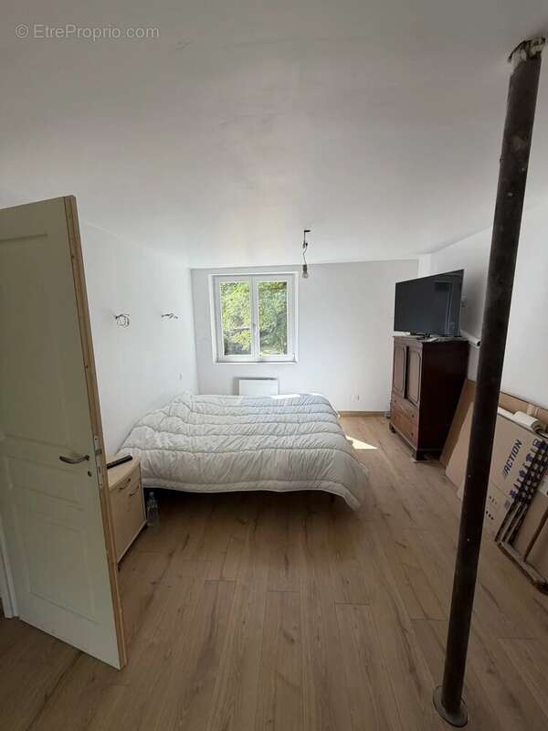 À 1h de paris - maison de charme - ancien moulin - 165 m² + combles - terrain de 6 000 m² - dépendances - rivière - photo 6