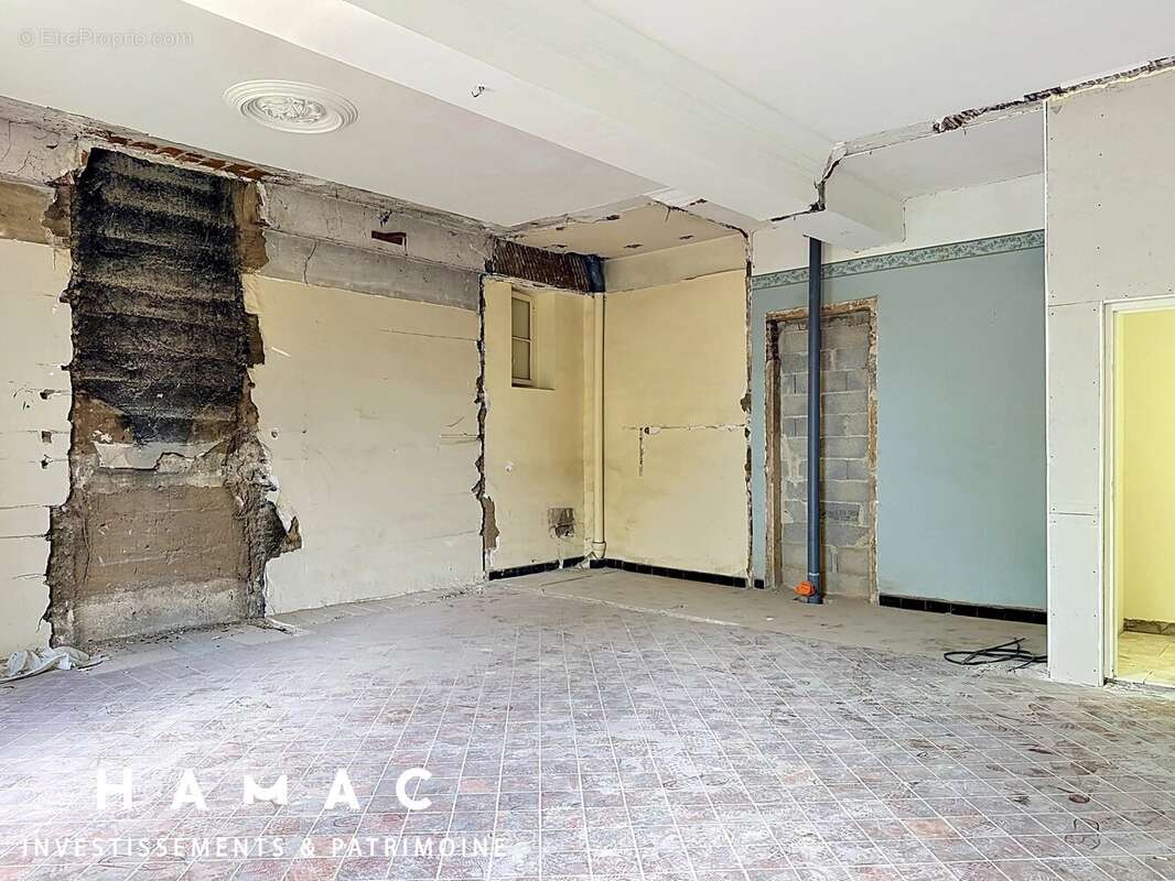 Appartement à GREZIEU-LA-VARENNE