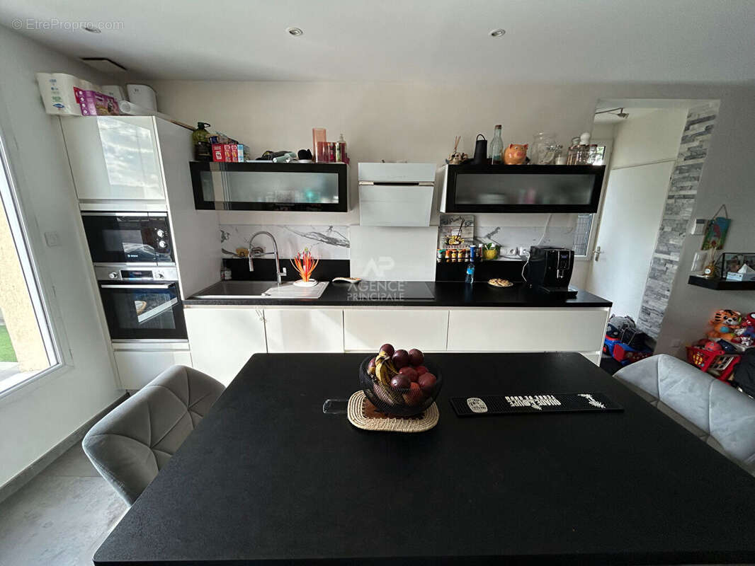 Maison à CARRIERES-SOUS-POISSY