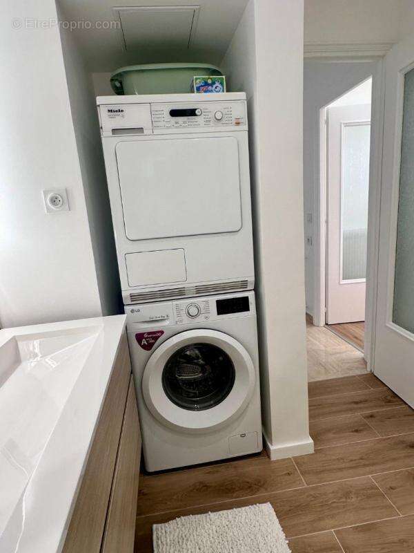 Appartement à VILLENEUVE-LOUBET