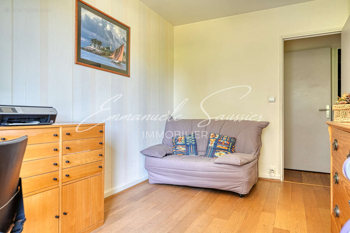 Appartement à VILLE-D'AVRAY