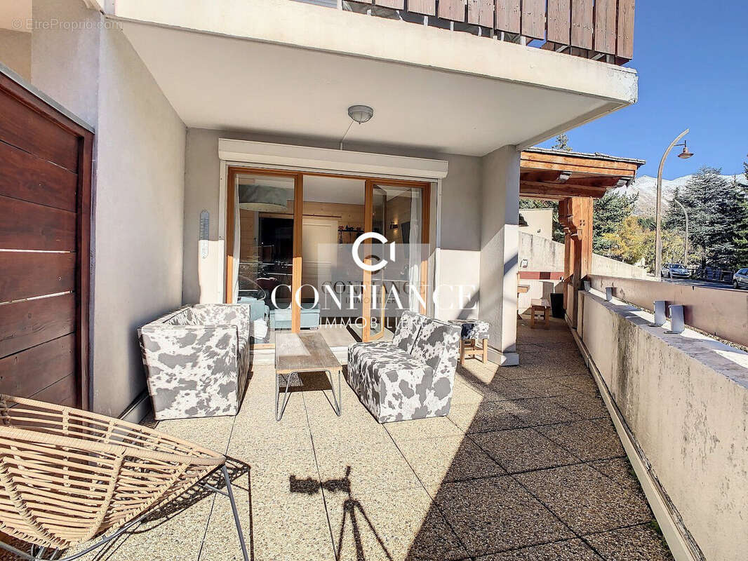 Appartement à SAINT-ETIENNE-DE-TINEE