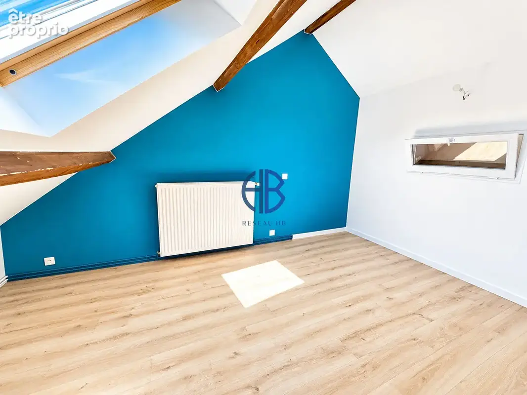 Charmante maison individuelle rénovée de 102,41 m² au coeur du village des Avenières - photo 12