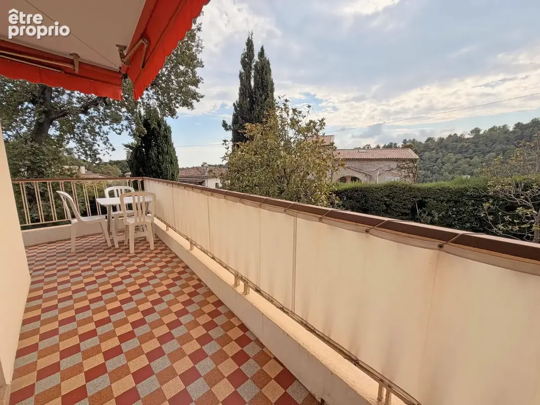 Vence quartier de l'Ara - Appartement de 3 pièces de 84 m2 avec terrasse et garage - photo 8