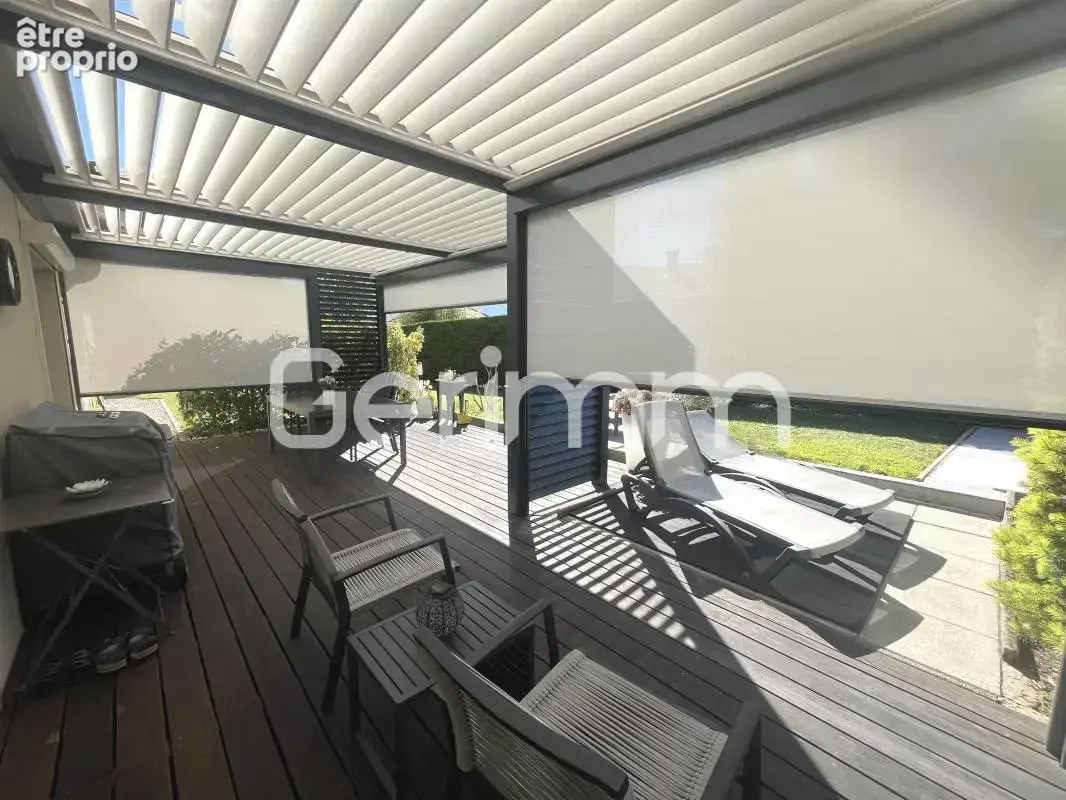 Vente - Maison - 6 pièces + cuisine - 132 m² - 519 000 € - LA - photo 11