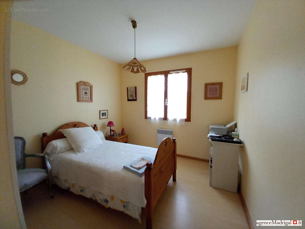 Maison à MERLAS