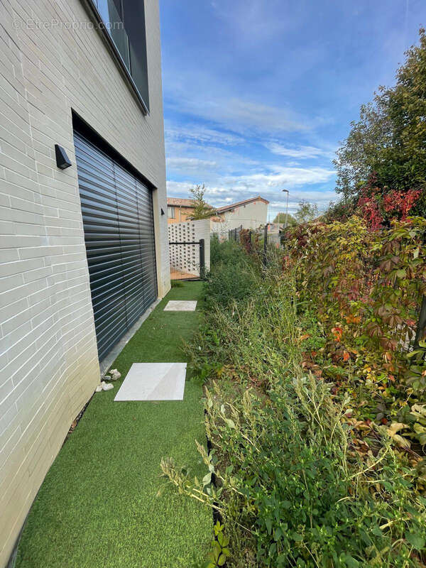 Maison à SATHONAY-VILLAGE