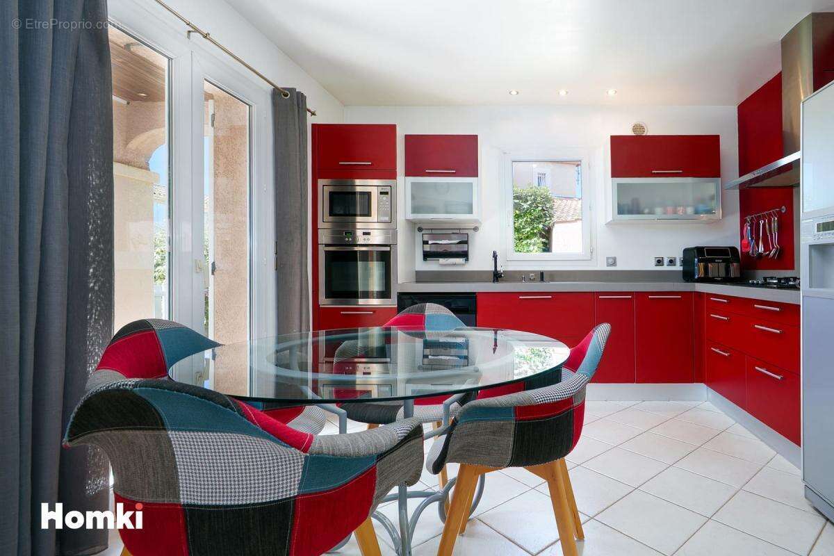 Maison à SAUSSAN