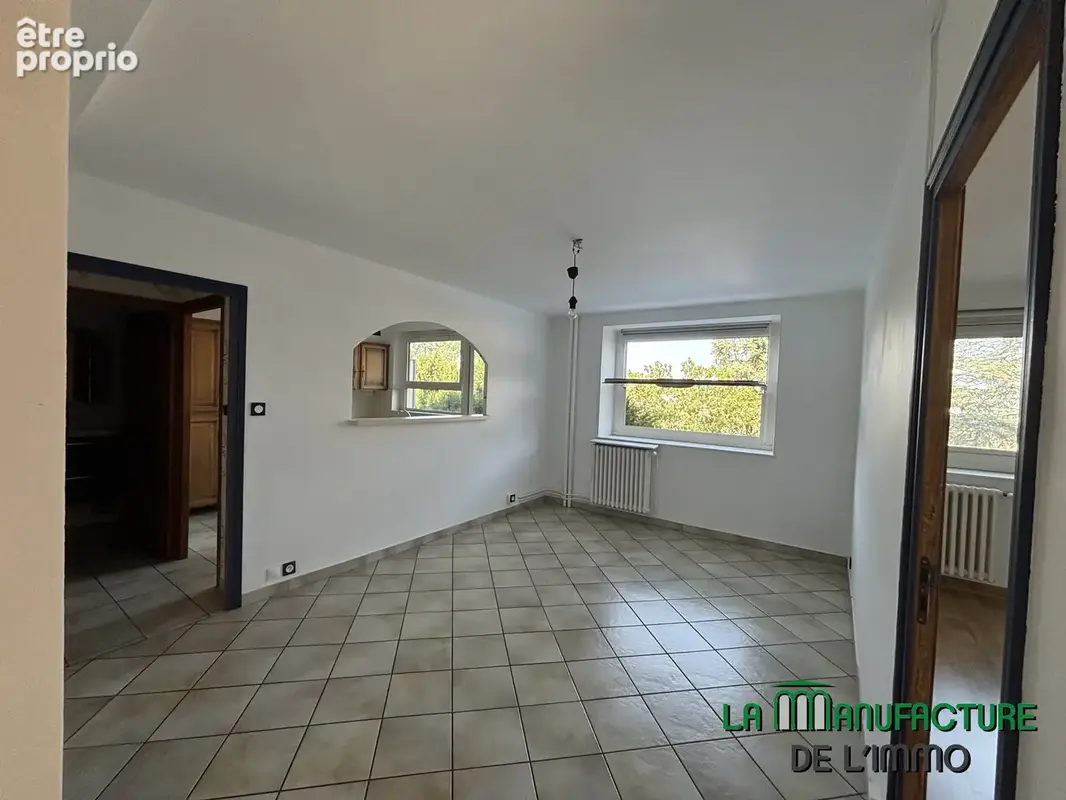 Saint etienne bergson bel air - appartement t4 avec 3 chambres balcon et parking collectif - photo 10