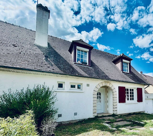 Maison à ETOUY