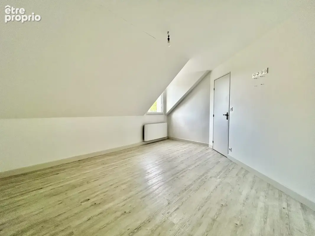 Maison 117 m² à Saint-Denis-En-Val  - photo 7