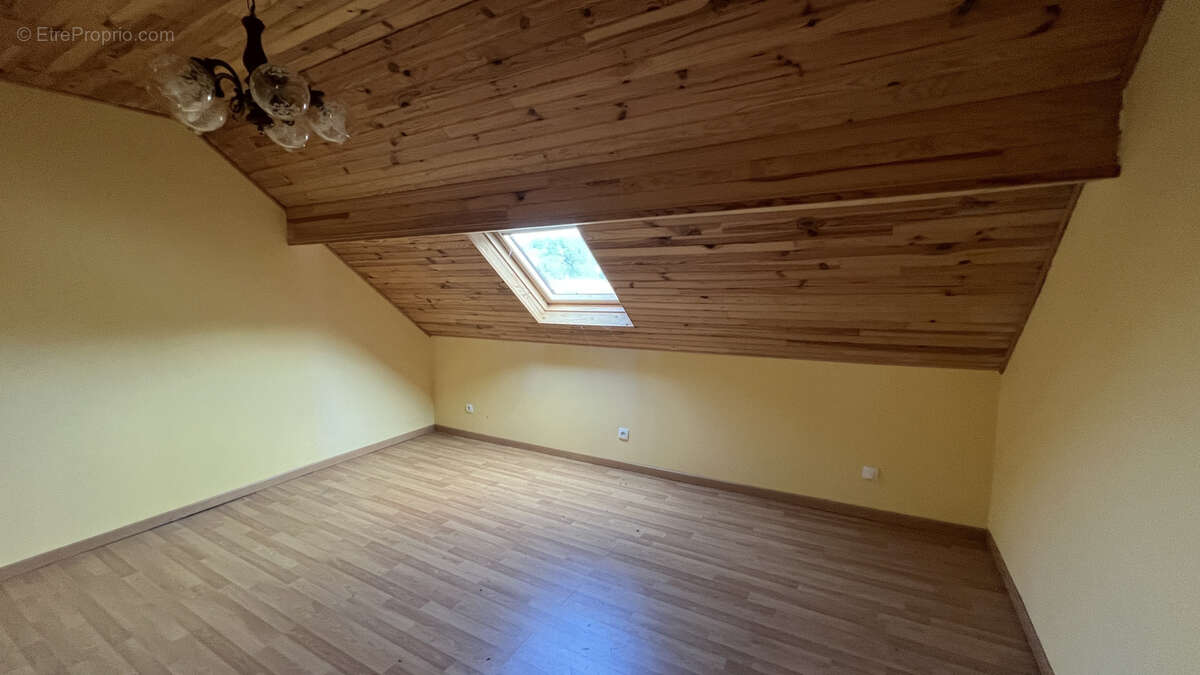 Maison à LA FERTE-ALAIS