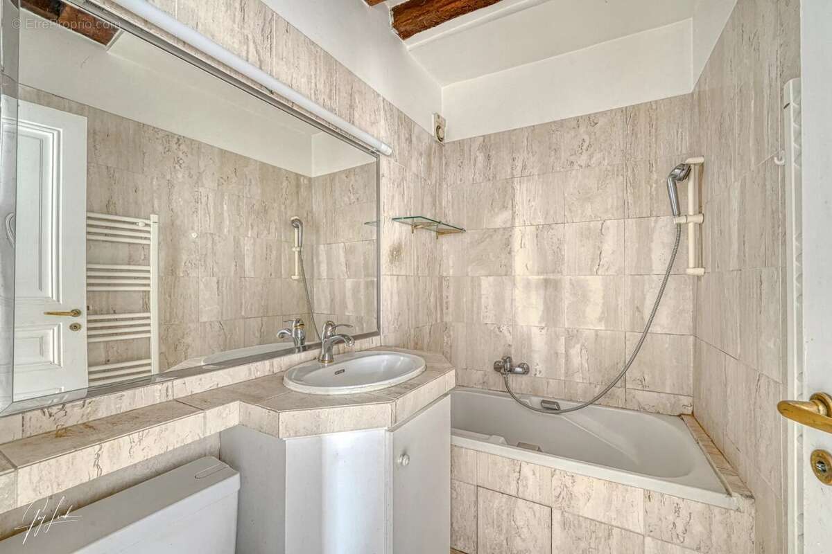 Appartement à PARIS-5E