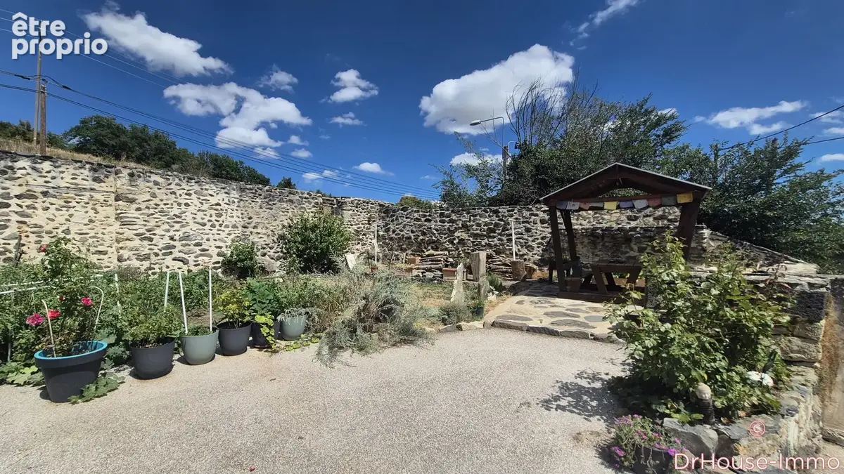 Maison 149 m² à Mareugheol  - photo 2