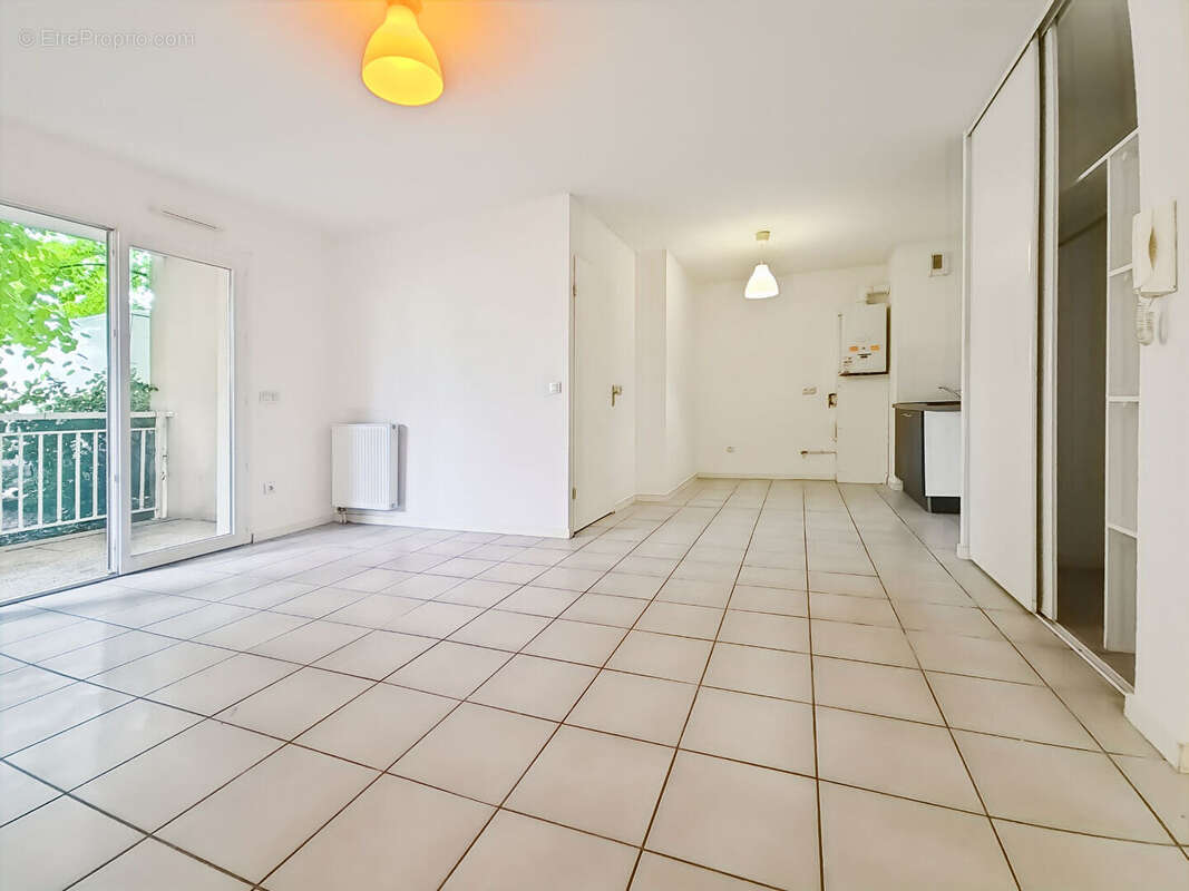 Appartement à VILLENAVE-D'ORNON