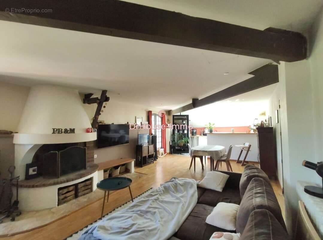 Appartement à MEYREUIL