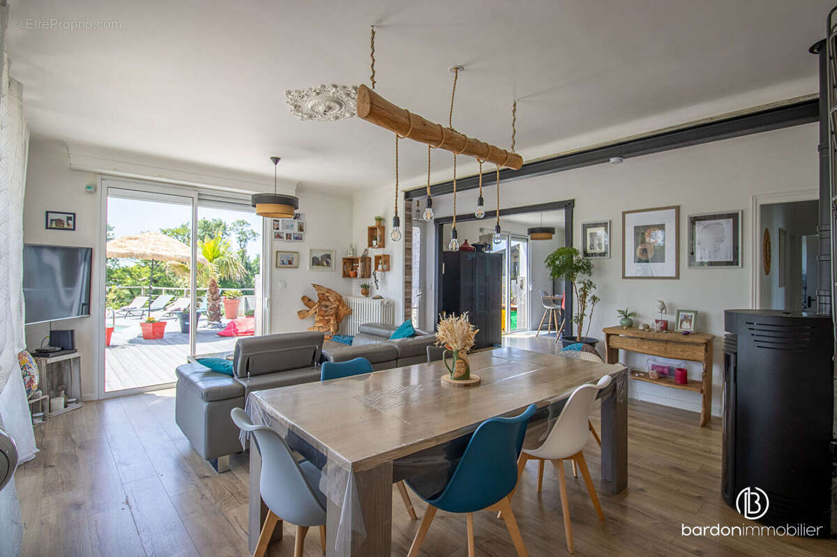 Maison 7 pièces - 137.1 m2 - Bois-De-Céné - photo 7