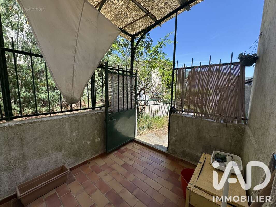 Appartement 46 m² à Sainte-Cecile-D'andorge  - photo 2