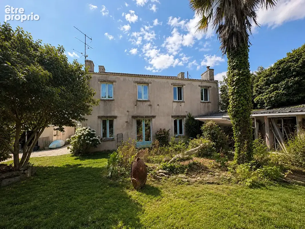 Maison à PLONEOUR-LANVERN