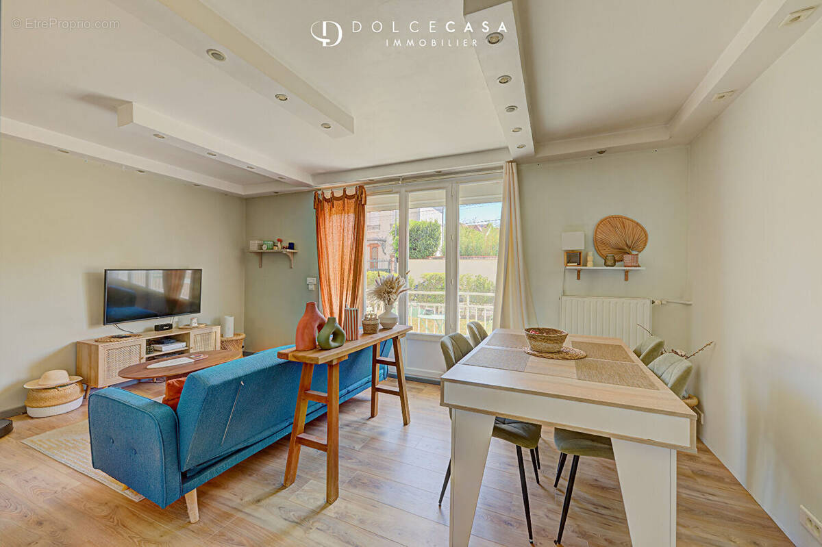 Appartement à NOGENT-SUR-MARNE