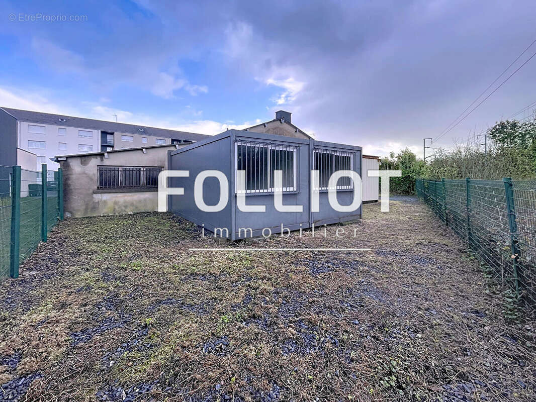 Commerce à CARENTAN