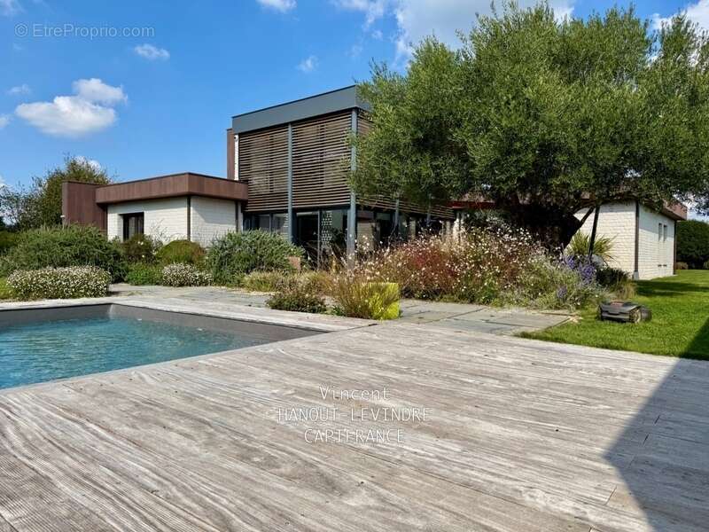 Maison à vendre 9 pièces BAZOGES EN PAILLERS (85) - photo 11