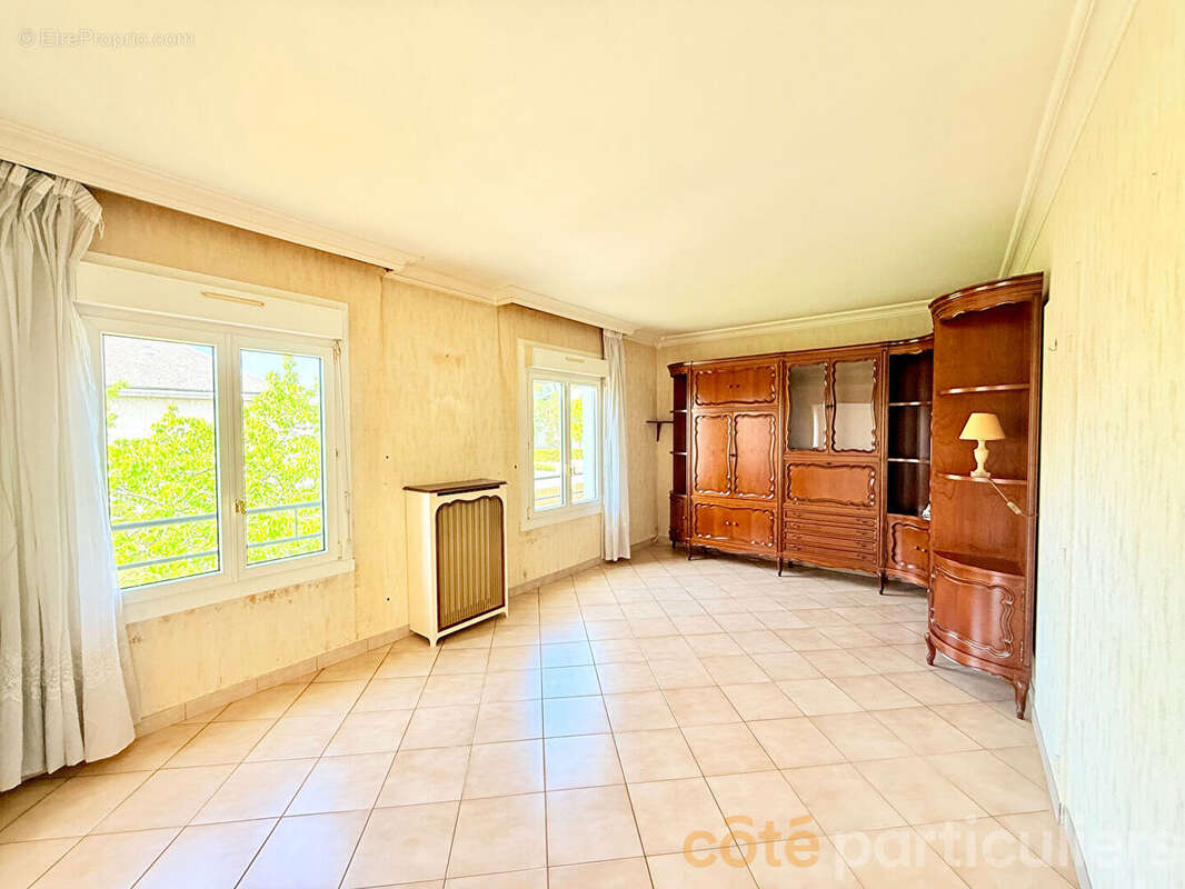 Maison à SAINT-PIERRE-DES-CORPS