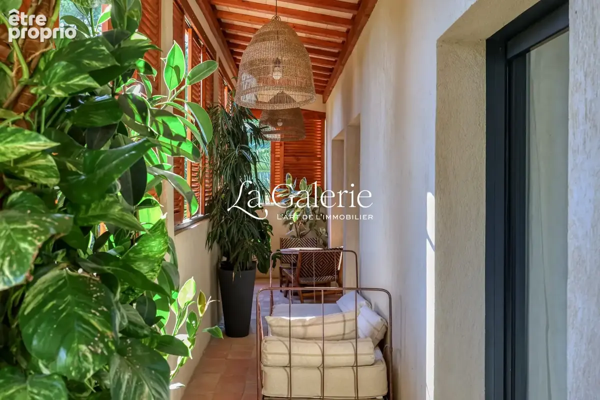 Maison 5 pièces 122 m² à vendre à Hyeres (83400) - photo 7