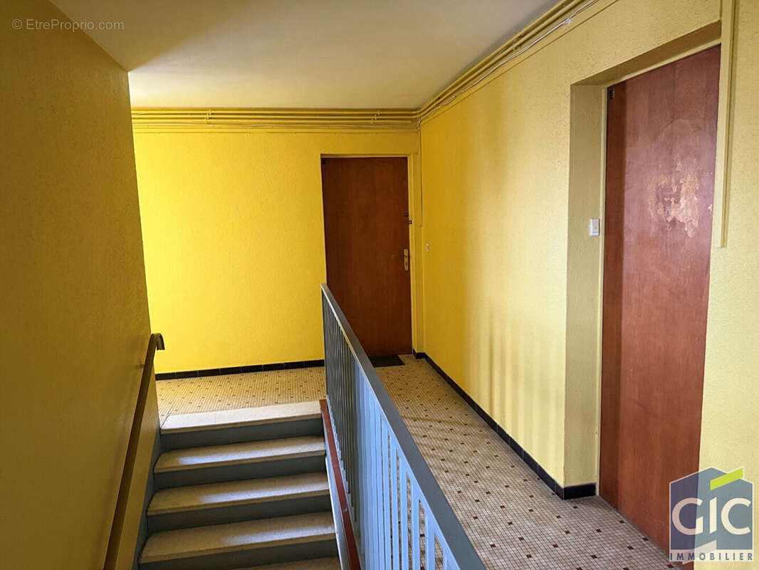Grand f2 avec grand balcon hsc - photo 17